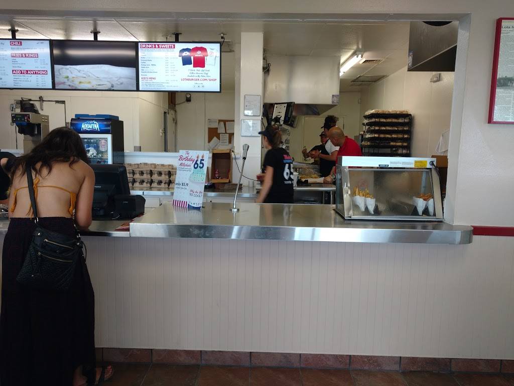 Blakes Lotaburger | restaurant | 1300 S Valley Dr, Las Cruces, NM 88005, USA | 5755231849 OR +1 575-523-1849