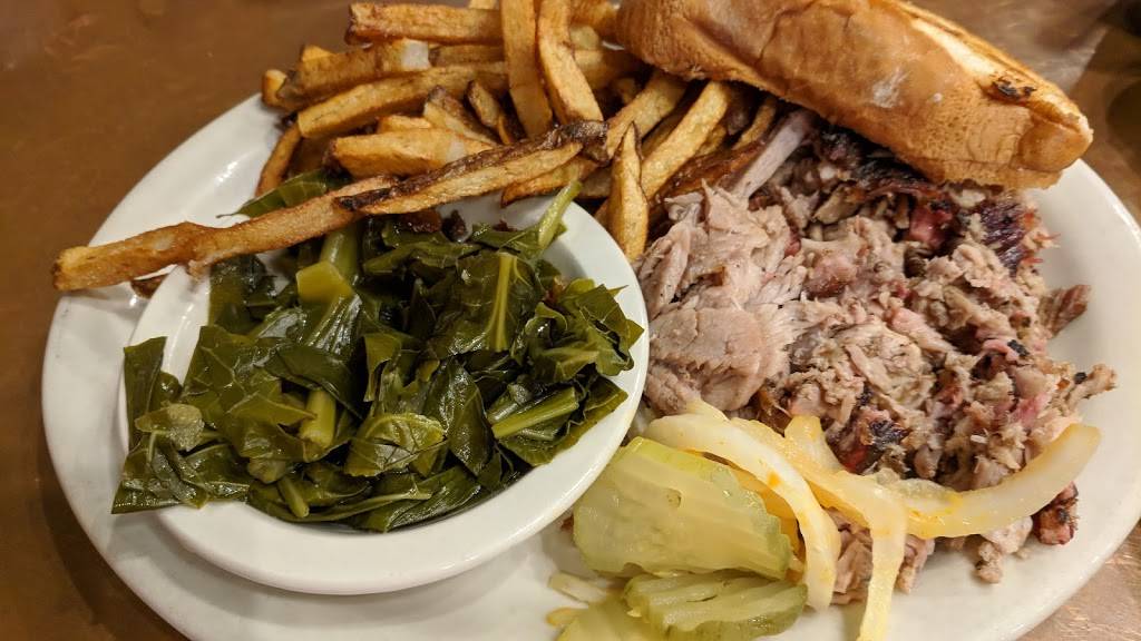 Countrys Barbecue | restaurant | 124 Vernon St, LaGrange, GA 30240, USA | 7068459687 OR +1 706-845-9687
