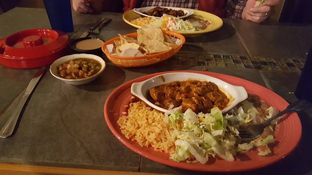 Rubens Restaurant | restaurant | 4500 Gosford Rd, Bakersfield, CA 93313, USA | 6614124761 OR +1 661-412-4761