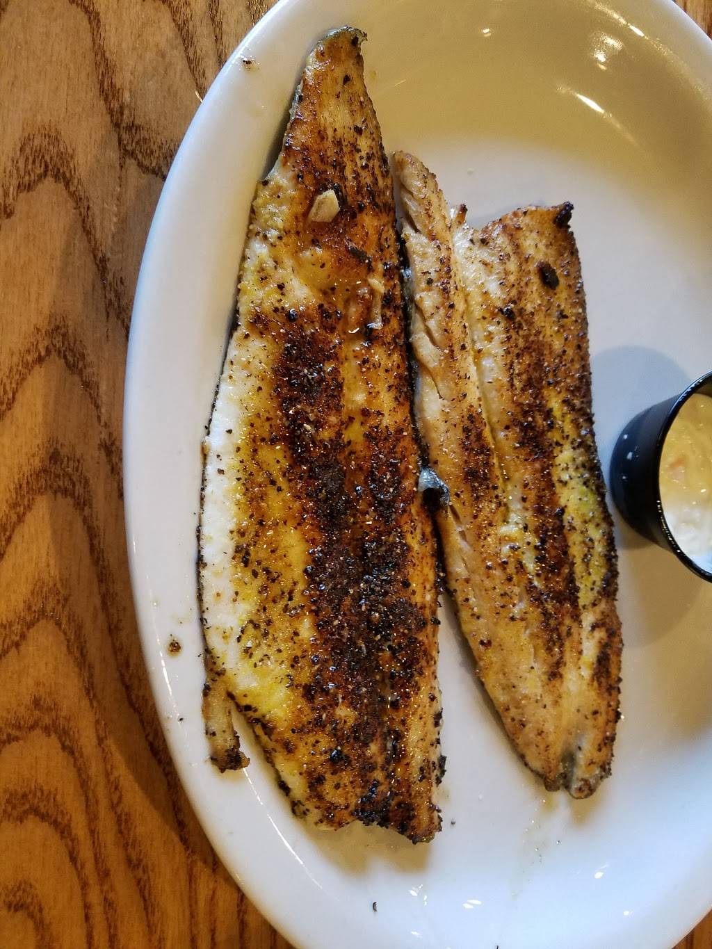 Cracker Barrel Old Country Store | restaurant | 115 Gum Branch Rd, Dickson, TN 37055, USA | 6154413353 OR +1 615-441-3353