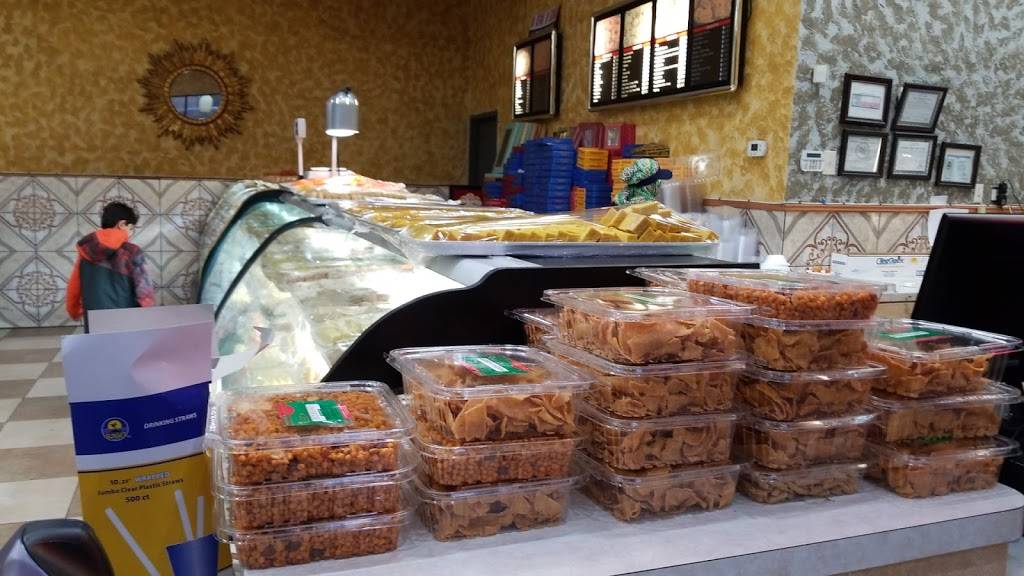 Royal Sweets | restaurant | 8600 N MacArthur Blvd #138, Irving, TX 75063, USA | 2145744600 OR +1 214-574-4600