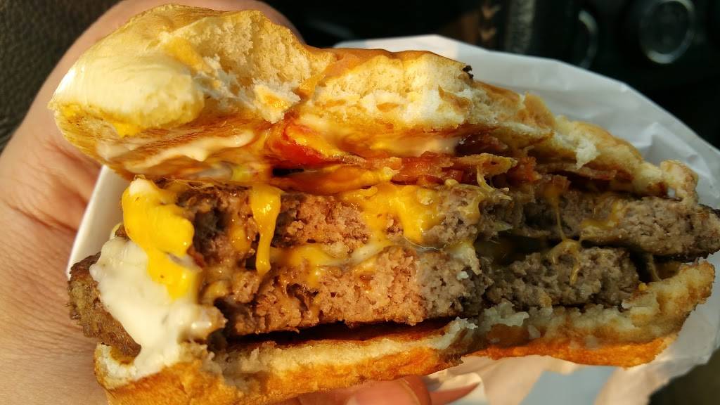 Jack in the Box | restaurant | 1695 El Camino Real, South San Francisco, CA 94080, USA | 6509948245 OR +1 650-994-8245