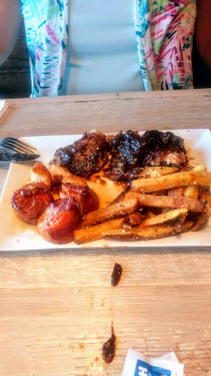 Red Red Wine Bar OC | restaurant | 12 48th St, Ocean City, MD 21842, USA | 4436646801 OR +1 443-664-6801