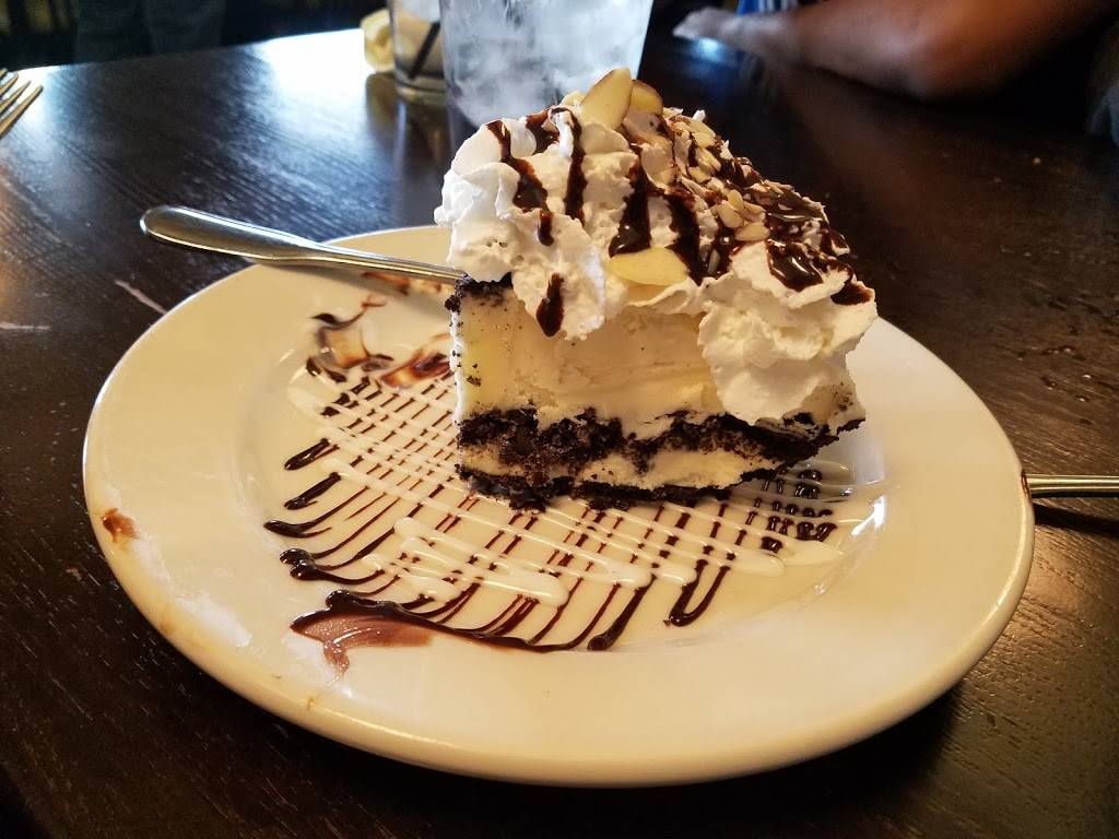 Boathouse Restaurant | restaurant | 1066, 700 Park Ave, Winona Lake, IN 46590, USA | 5742682179 OR +1 574-268-2179