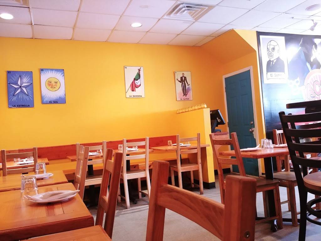 Tacos Tequilas | restaurant | 2919 N Milwaukee Ave, Chicago, IL 60618, USA | 7732789901 OR +1 773-278-9901