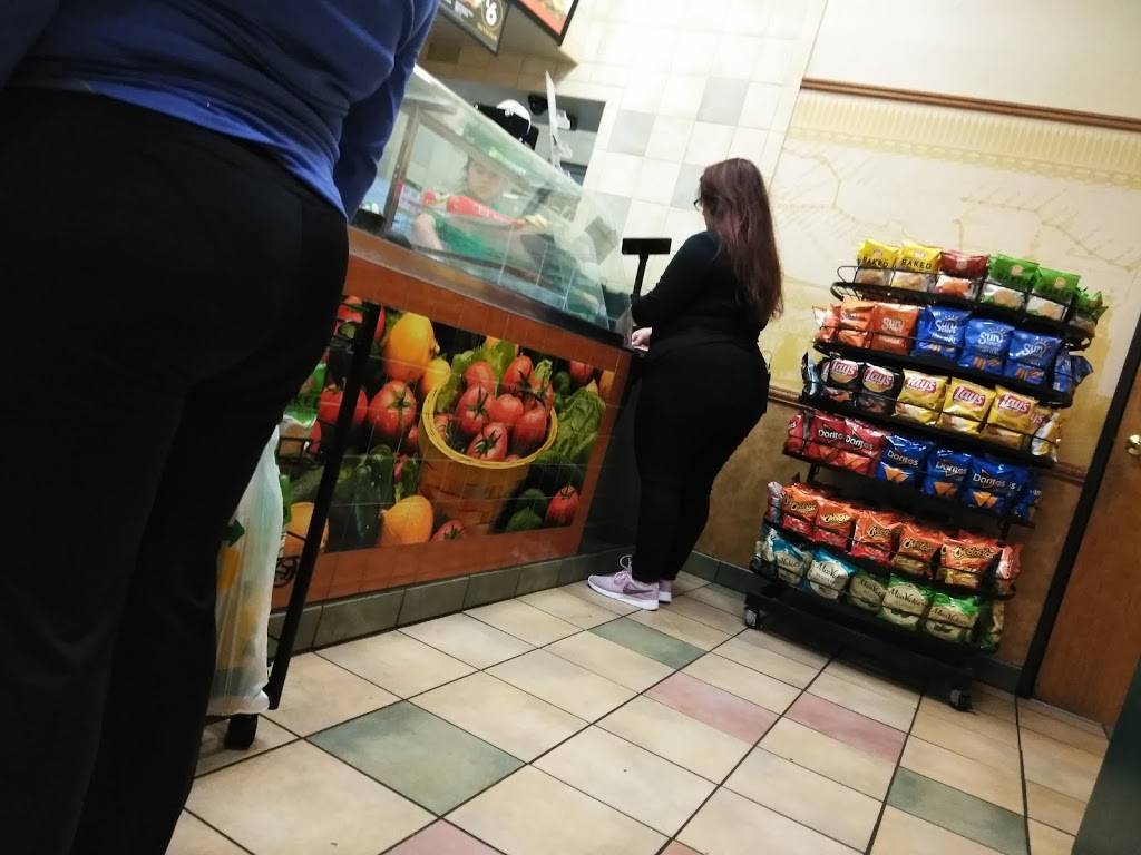 Subway Restaurants | restaurant | 19800 Hawthorne Blvd #216 Torrance Promenade S/C, Torrance, CA 90503, USA | 3102146744 OR +1 310-214-6744