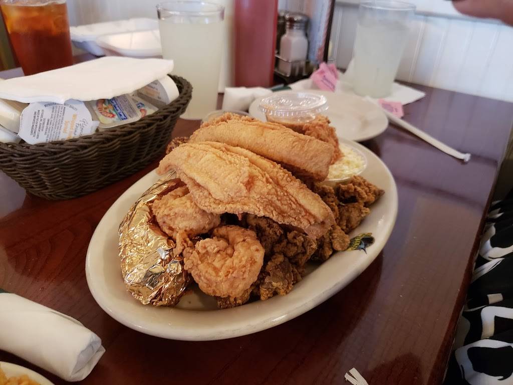 Silver Bay Seafood Restaurant | restaurant | 6513 White Horse Rd, Greenville, SC 29611, USA | 8642940701 OR +1 864-294-0701