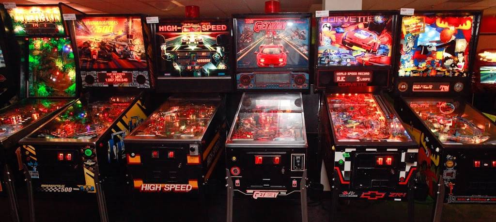 Pinballz Arcade | restaurant | 8940 Research Blvd, Austin, TX 78758, USA | 5124208458 OR +1 512-420-8458