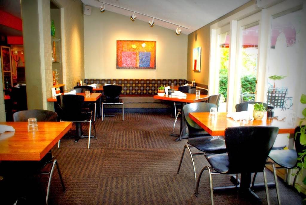 Big Sky Cafe | restaurant | 47 S Old Orchard Ave, Webster Groves, MO 63119, USA | 3149625757 OR +1 314-962-5757