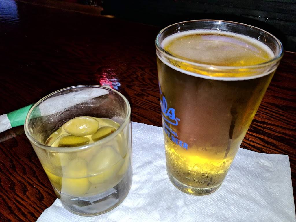 Llywelyns Pub | restaurant | 301 SE Douglas St, Lees Summit, MO 64063, USA | 8162725083 OR +1 816-272-5083