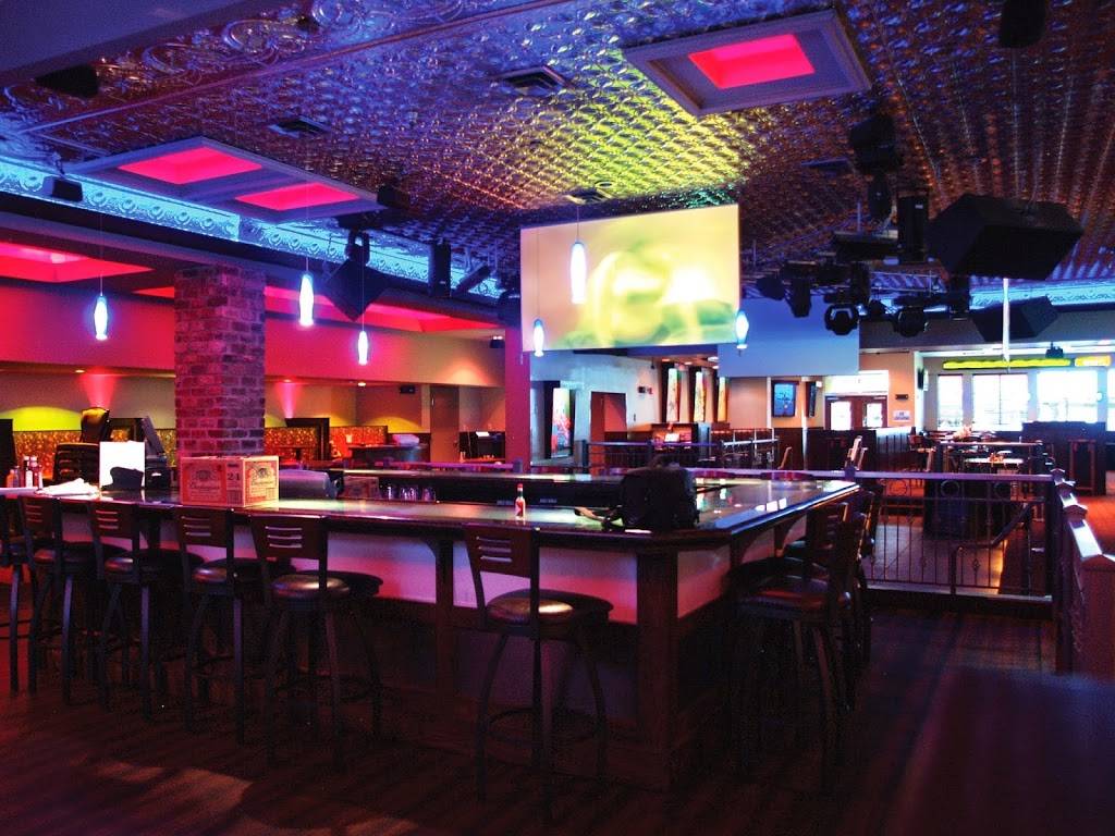 Boogaloo Sports Bar & Grill | restaurant | 3001 Winegard Dr, Burlington, IA 52601, USA | 3197532946 OR +1 319-753-2946