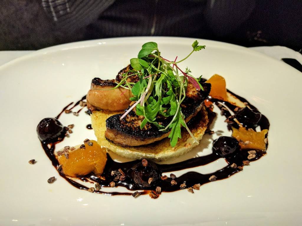 17 Steakhouse & Bar | restaurant | 5165 Dixie Rd, Mississauga, ON L4W 4G1, Canada | 9056141701 OR +1 905-614-1701