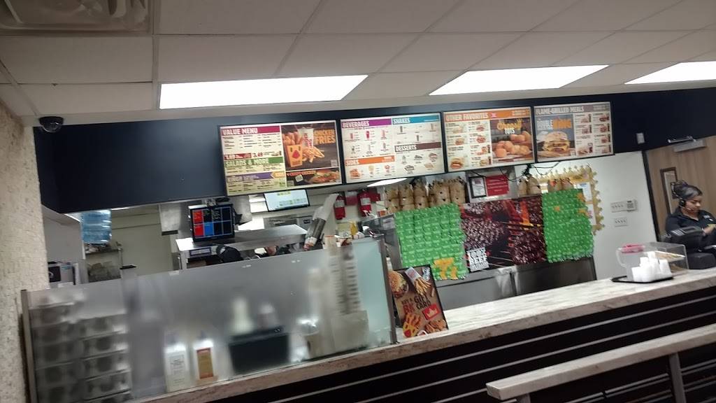 Burger King | restaurant | 6698 W Peoria Ave, Glendale, AZ 85302, USA | 6234861000 OR +1 623-486-1000