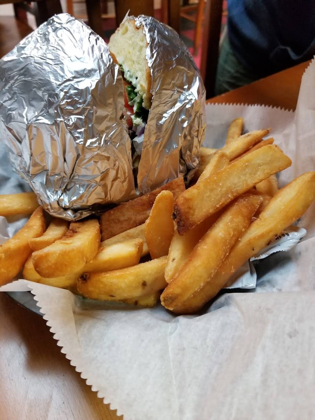 DAngelos | restaurant | 1305 Columbus Ave, Bay City, MI 48708, USA | 9898947117 OR +1 989-894-7117