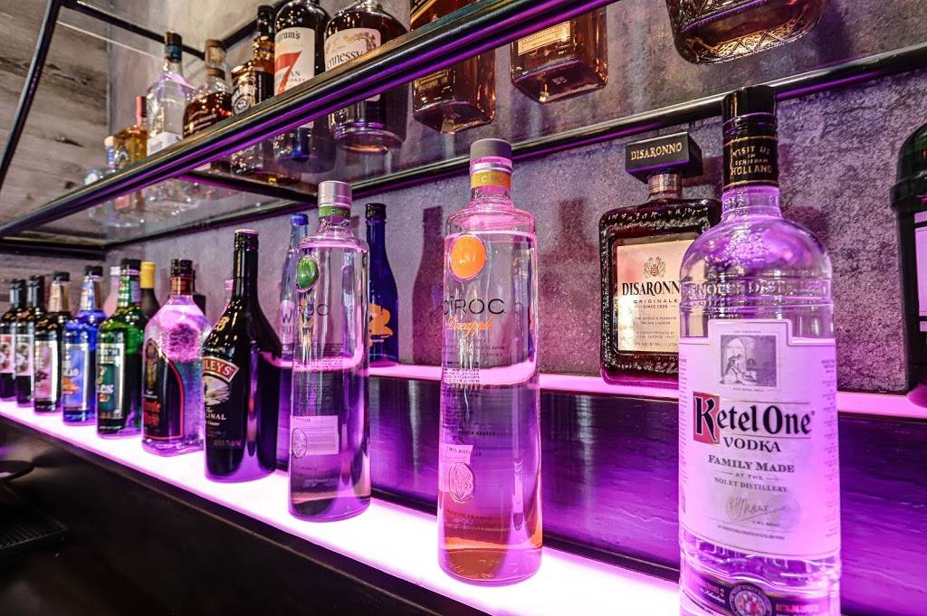 Yama Sushi & Asian Cuisine | restaurant | 7704 E Doubletree Ranch Rd #105, Scottsdale, AZ 85258, USA | 4803987123 OR +1 480-398-7123