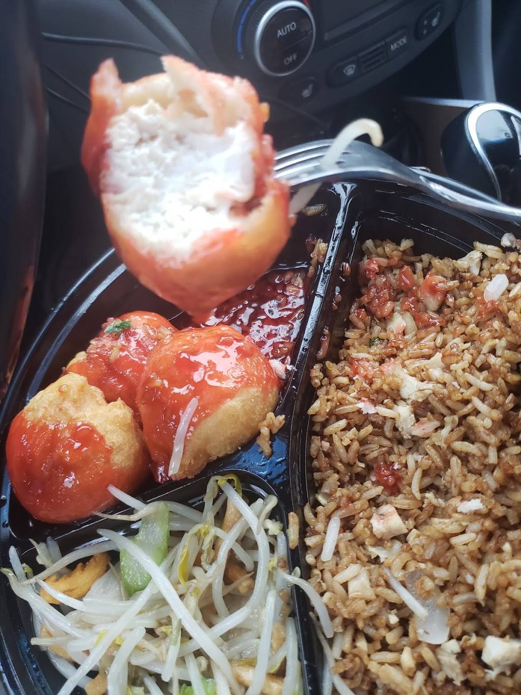 Wing Lee Take Out | restaurant | 990 River Rd, Manotick, ON K4M 1B9, Canada | 6136921989 OR +1 613-692-1989