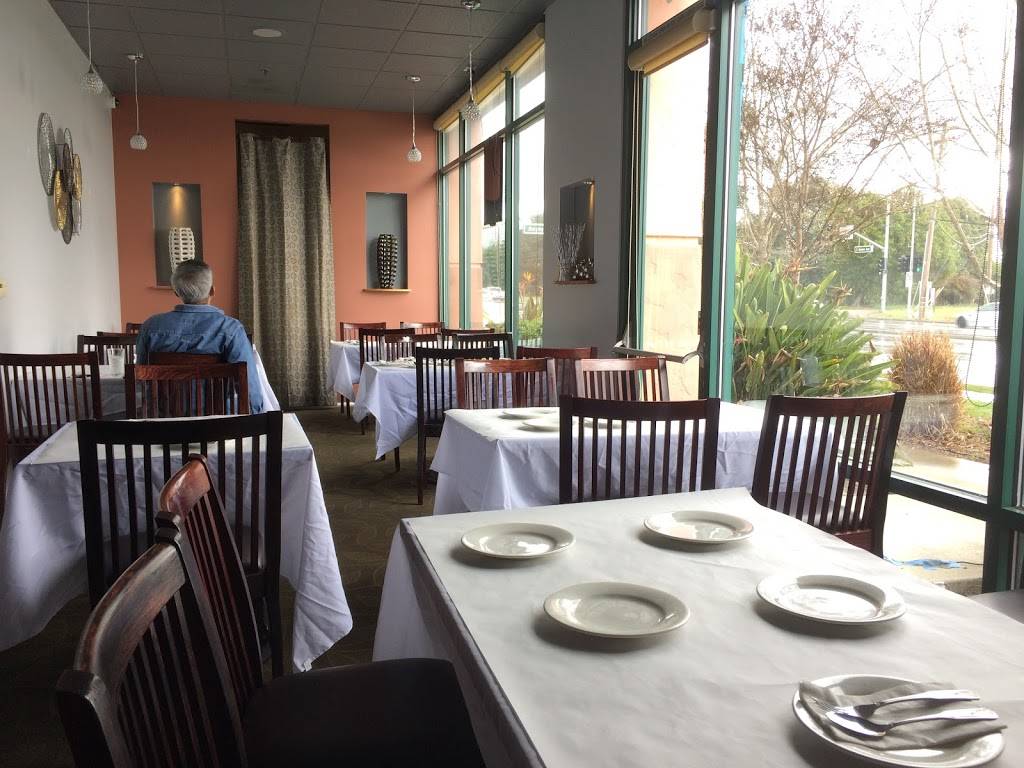 Vietasia Restaurant | restaurant | 1295 E Dunne Ave #140, Morgan Hill, CA 95037, USA | 4087826000 OR +1 408-782-6000