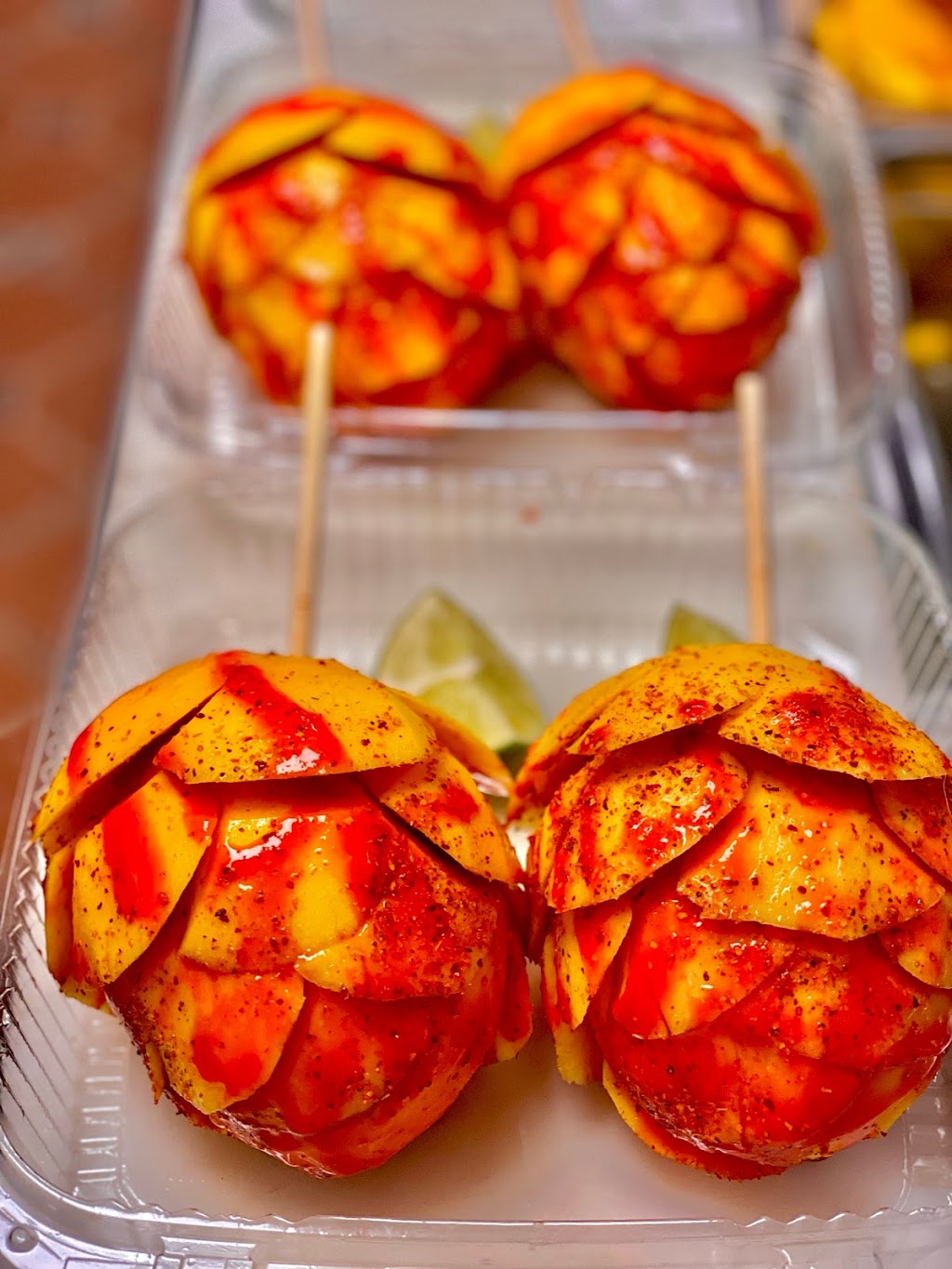 Pinas Locas Quetzaly | restaurant | 3500 Jerome Ave, Bronx, NY 10467, USA | 3474274979 OR +1 347-427-4979