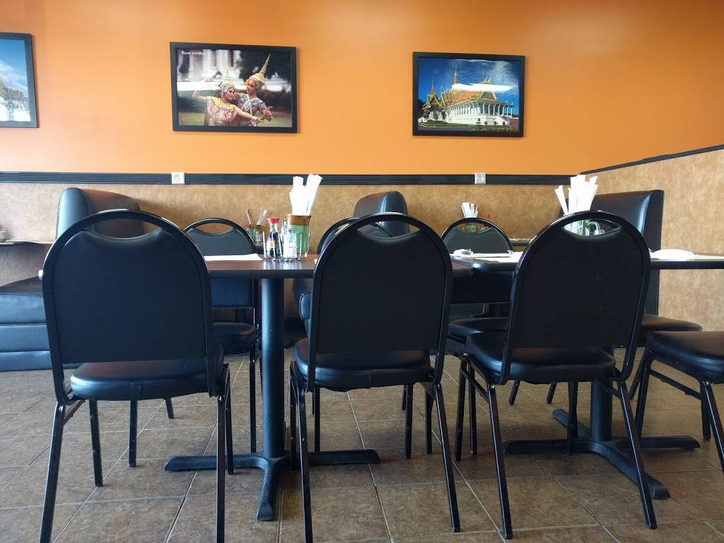Bangkok City Thai Cuisine | restaurant | 16716 15 Mile Rd, Fraser, MI 48026, USA | 5869442474 OR +1 586-944-2474