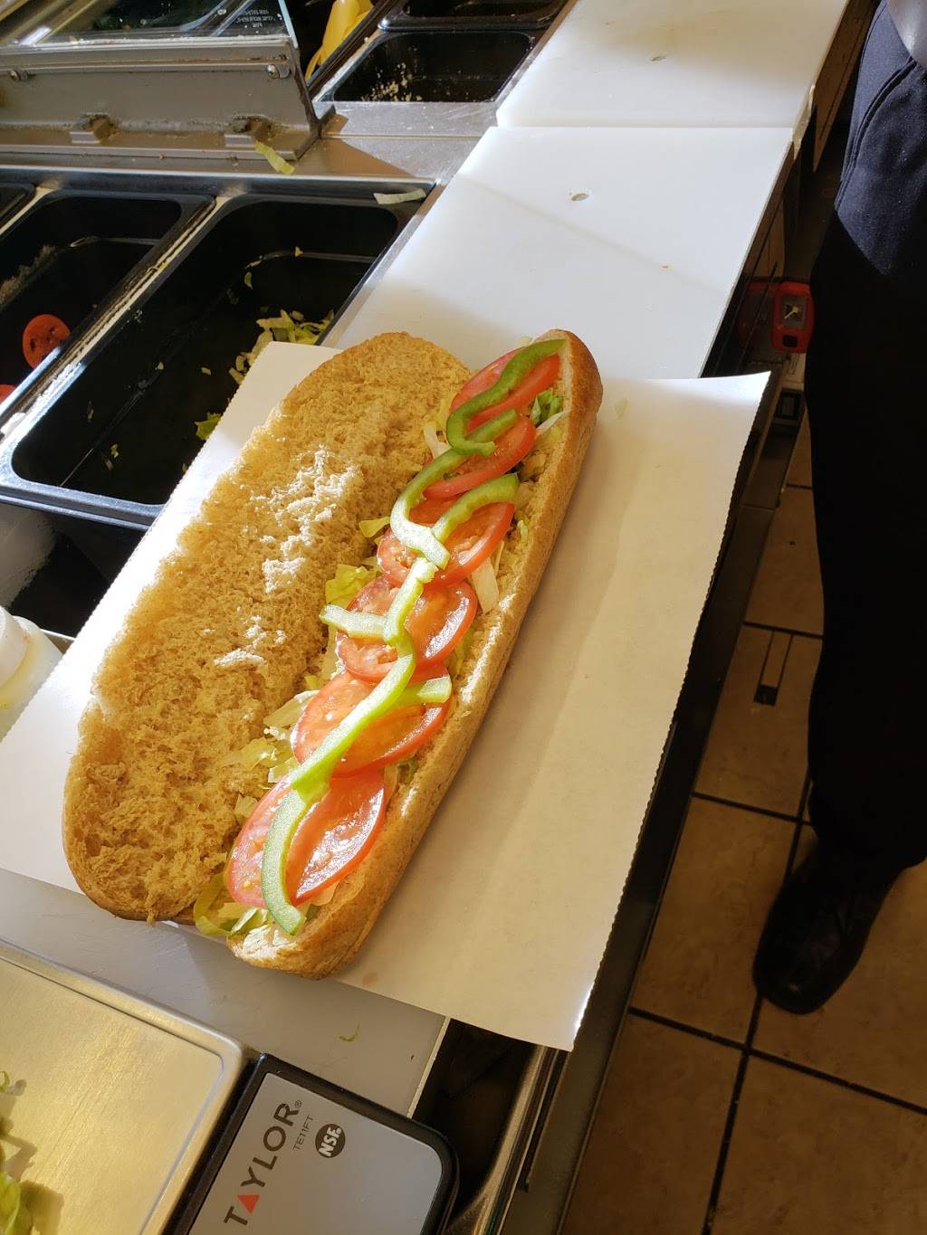 Subway Restaurants | restaurant | University Square Shopping Ctr, 17401 S Avalon Blvd D 2, Carson, CA 90747, USA | 3105169119 OR +1 310-516-9119