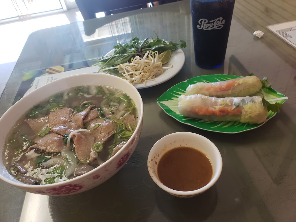 Phở Kim | restaurant | 3433 S Campbell Ave C, Springfield, MO 65807, USA | 4178839999 OR +1 417-883-9999