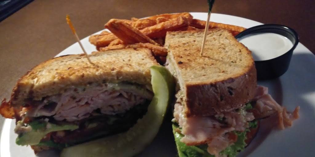 Lil Cooperstown Bar & Grill | restaurant | 19352 Molalla Ave, Oregon City, OR 97045, USA | 5033056954 OR +1 503-305-6954