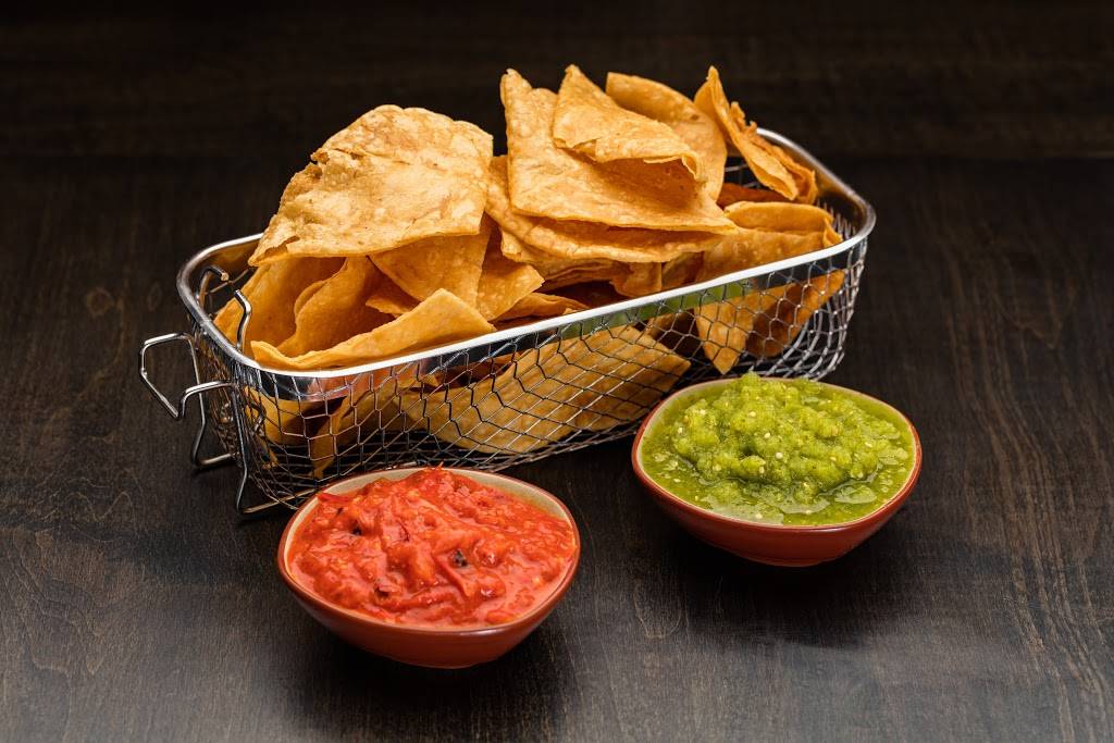 Mama Lus - A Modern Day Taco Shop | restaurant | 149 E Front St, Traverse City, MI 49684, USA | 2319432793 OR +1 231-943-2793