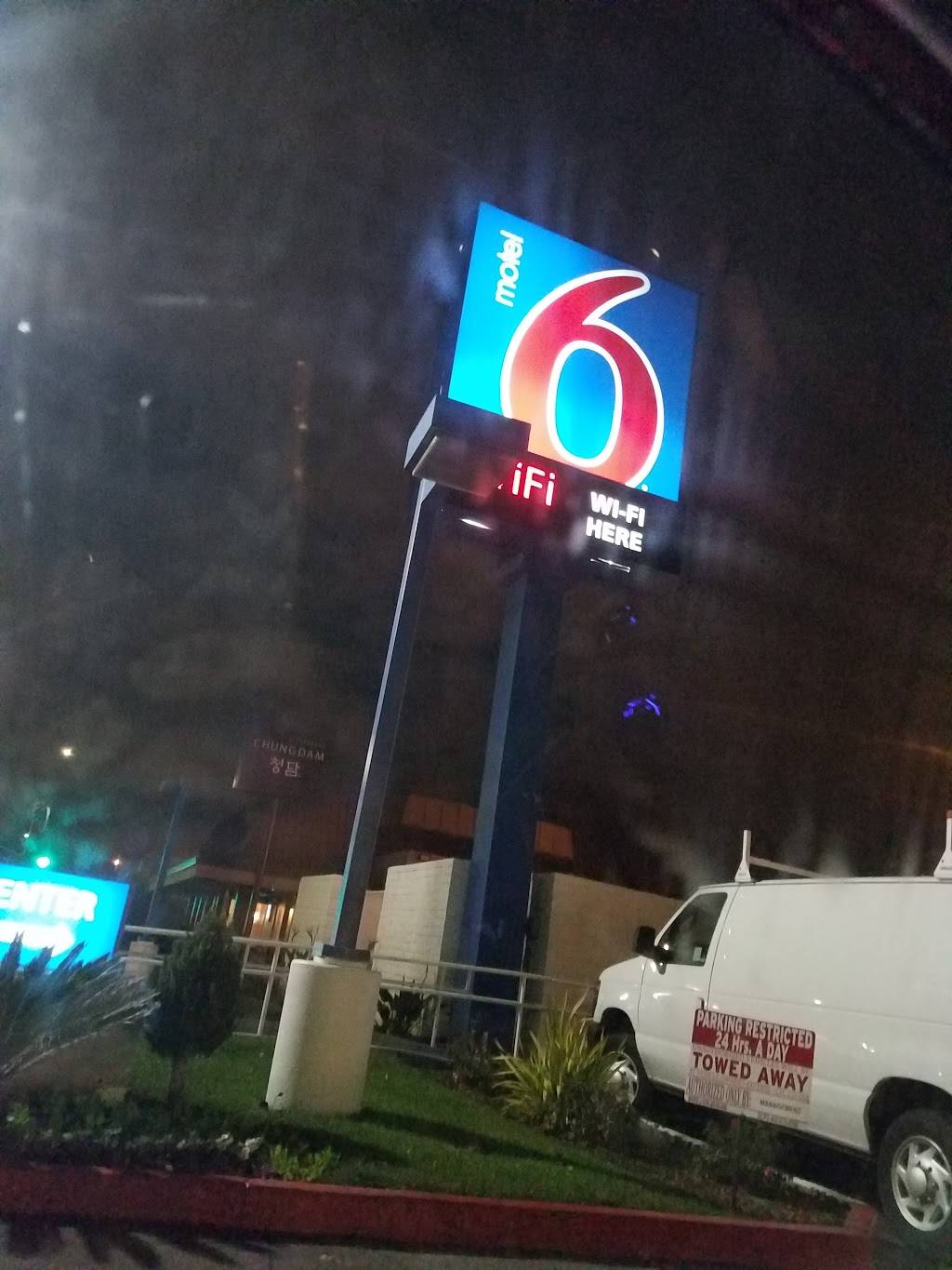 Musa | night club | 3216 El Camino Real, Santa Clara, CA 95051, USA | 4082470507 OR +1 408-247-0507