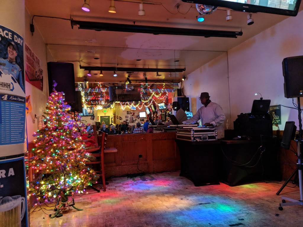 PCS Bar & Grill | restaurant | 4250 E Los Angeles Ave, Simi Valley, CA 93063, USA | 8055799079 OR +1 805-579-9079