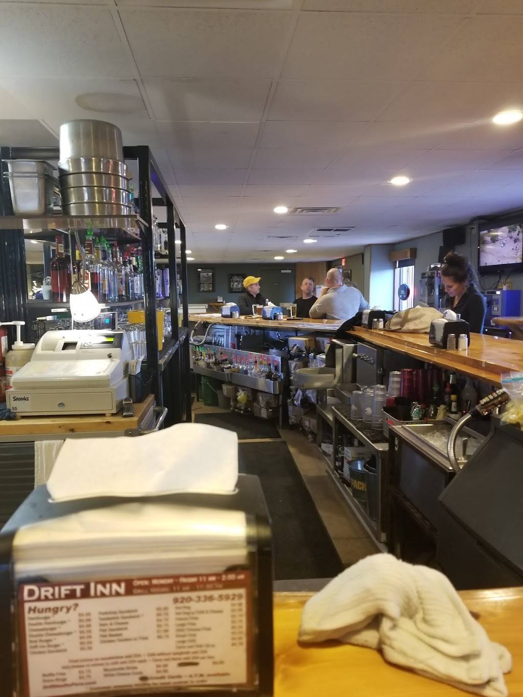 Drift Inn | restaurant | 1535 S Ashland Ave, De Pere, WI 54115, USA | 9203365929 OR +1 920-336-5929