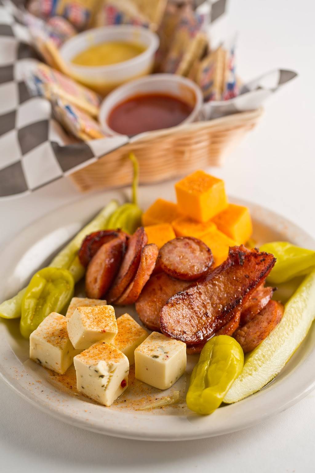 Hueys Southwind | restaurant | 7825 Winchester Rd, Memphis, TN 38125, USA | 9016248911 OR +1 901-624-8911