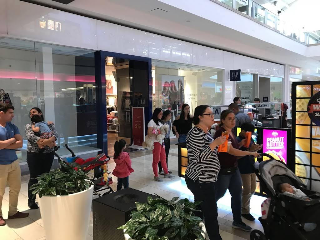 Famous Waffle Sandwich | meal takeaway | 4853 Convoy St, San Diego, CA 92111, USA | 6198747575 OR +1 619-874-7575