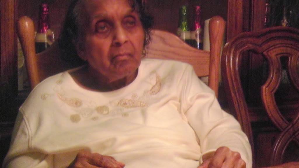 Ambers Food Cafe | restaurant | 1149 W 69th St, Chicago, IL 60621, USA | 7738910018 OR +1 773-891-0018