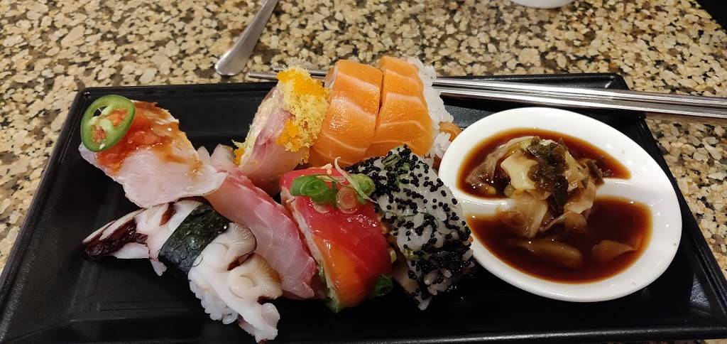 Makino Sushi and Seafood Buffet | restaurant | 1818 Main Street, Irvine, CA 92614, USA | 9497241204 OR +1 949-724-1204