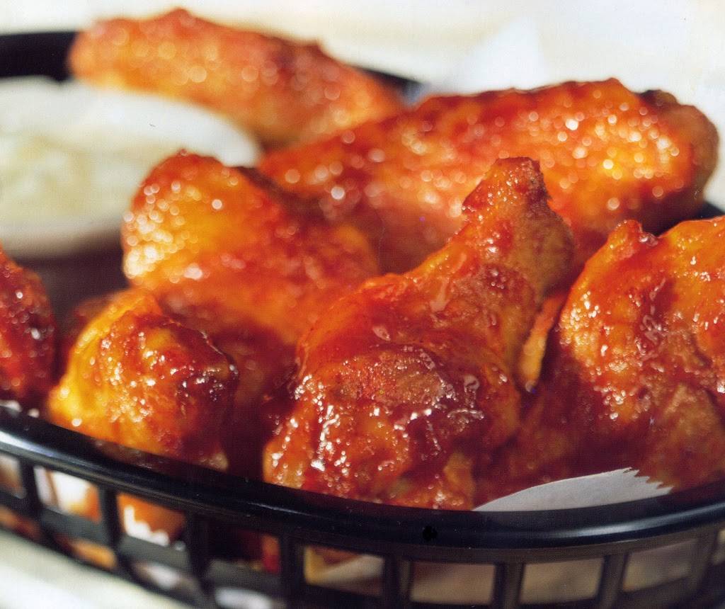 Wings Etc. | restaurant | 1925 Melody Ln, Greenfield, IN 46140, USA | 3173181016 OR +1 317-318-1016