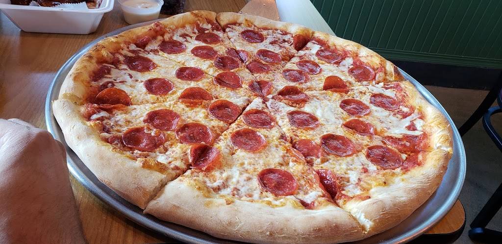 Sals Pizza East Side | restaurant | 2974 N Oakland Ave, Milwaukee, WI 53211, USA | 4149678040 OR +1 414-967-8040