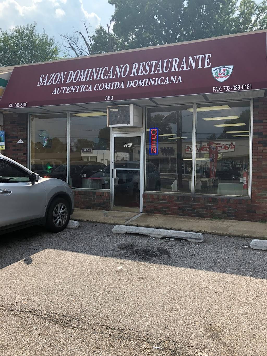 Sazon Dominicano Restaurant | restaurant | 380 St George Ave, Rahway, NJ 07065, USA | 7323888900 OR +1 732-388-8900