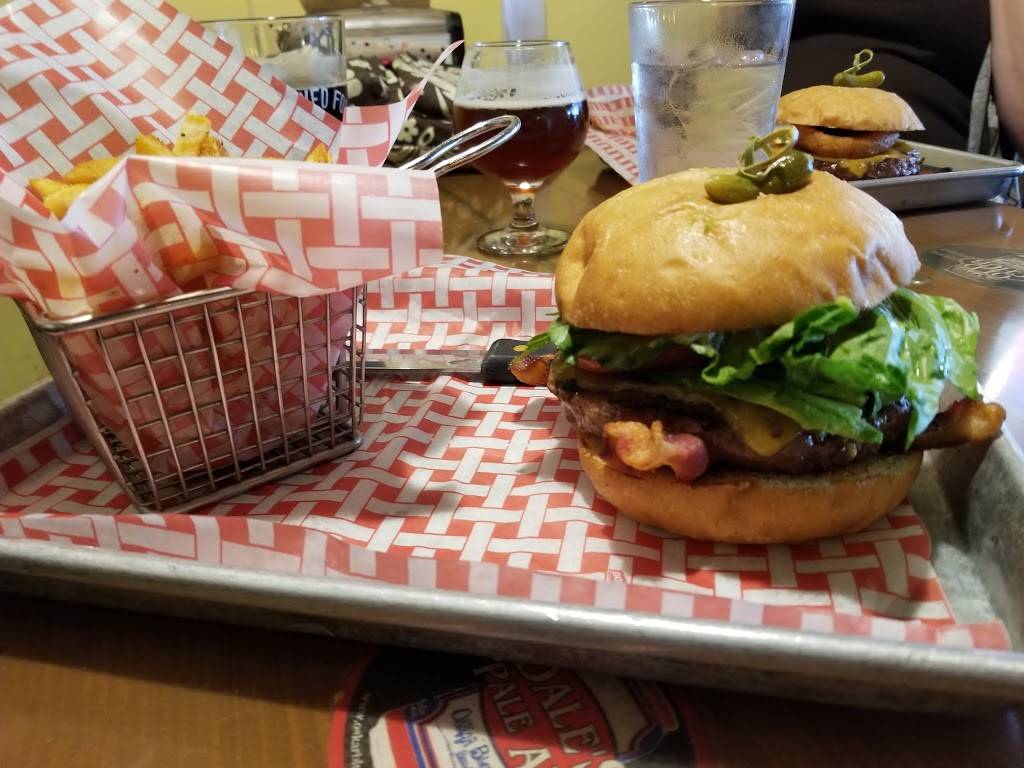 Dukes Plates & Pints | restaurant | 510 La Sierra Dr, Sacramento, CA 95864, USA | 9165148430 OR +1 916-514-8430