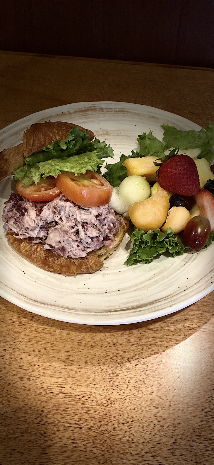 Cloud 9 Cafe & Catering | restaurant | 84 Commerce Dr, Wyomissing, PA 19610, USA | 6103209909 OR +1 610-320-9909