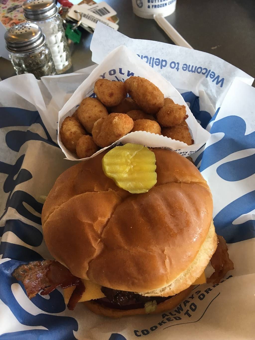 Culvers | restaurant | 620 W Kemp St, Rhinelander, WI 54501, USA | 7153691800 OR +1 715-369-1800