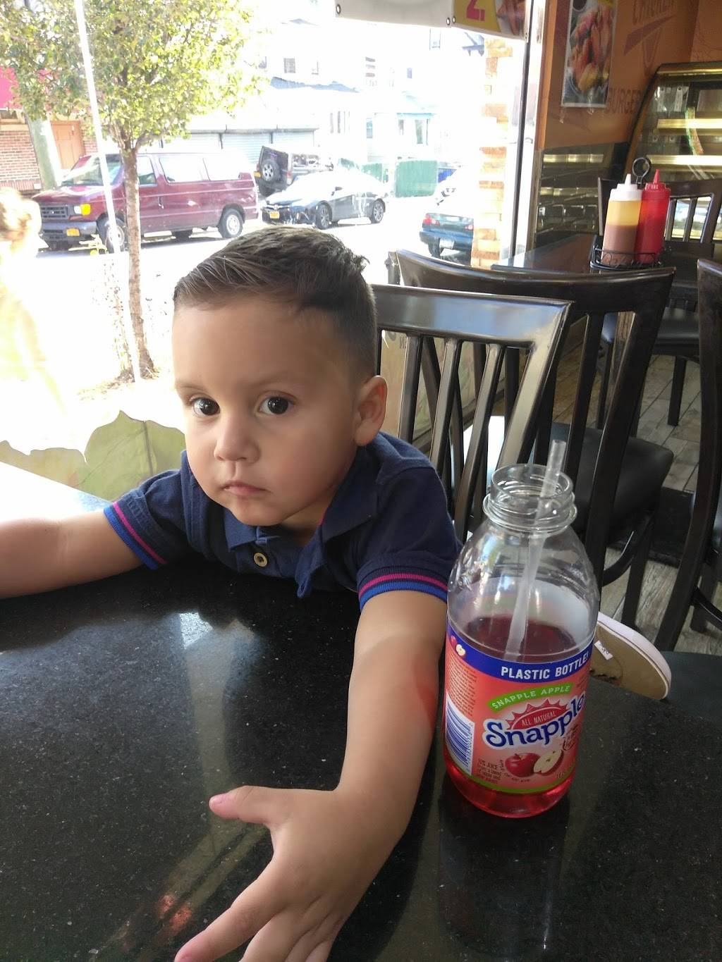 Kennedy Chicken | restaurant | 18-50 College Point Blvd, College Point, NY 11356, USA | 7188869333 OR +1 718-886-9333