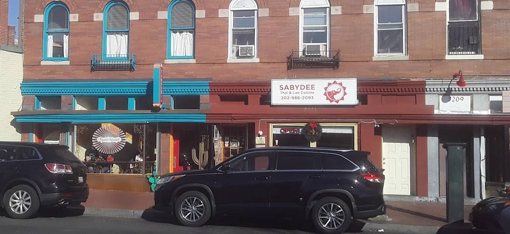 Taqueria Nacional | restaurant | 3213 Mt Pleasant St NW, Washington, DC 20010, USA | 2029751664 OR +1 202-975-1664