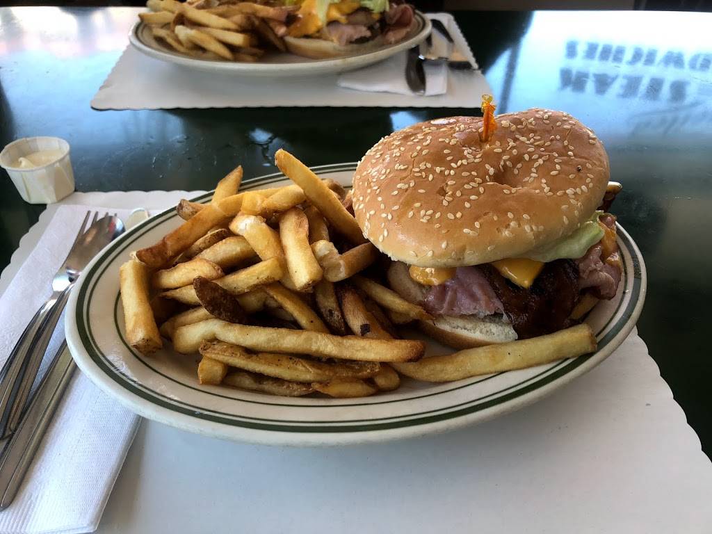 Mels Drive-In | restaurant | 2165 Lombard St, San Francisco, CA 94123, USA | 4159212867 OR +1 415-921-2867