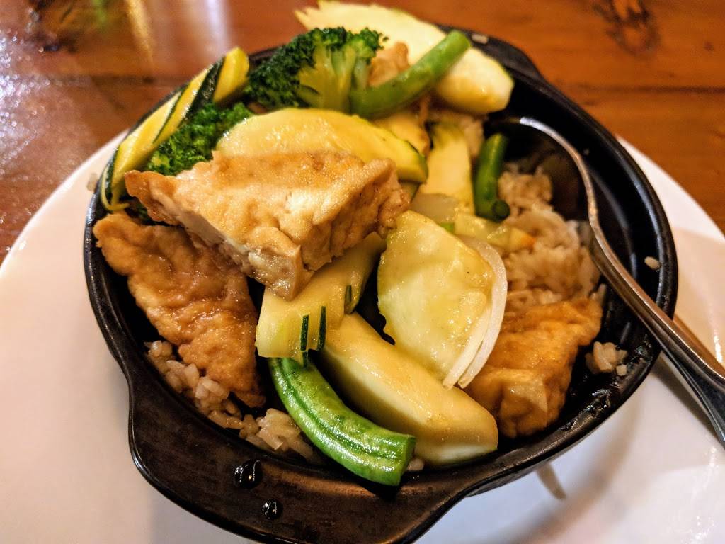 Nông Thôn Restaurant | restaurant | 10086 San Pablo Ave, El Cerrito, CA 94530, USA | 5106478038 OR +1 510-647-8038