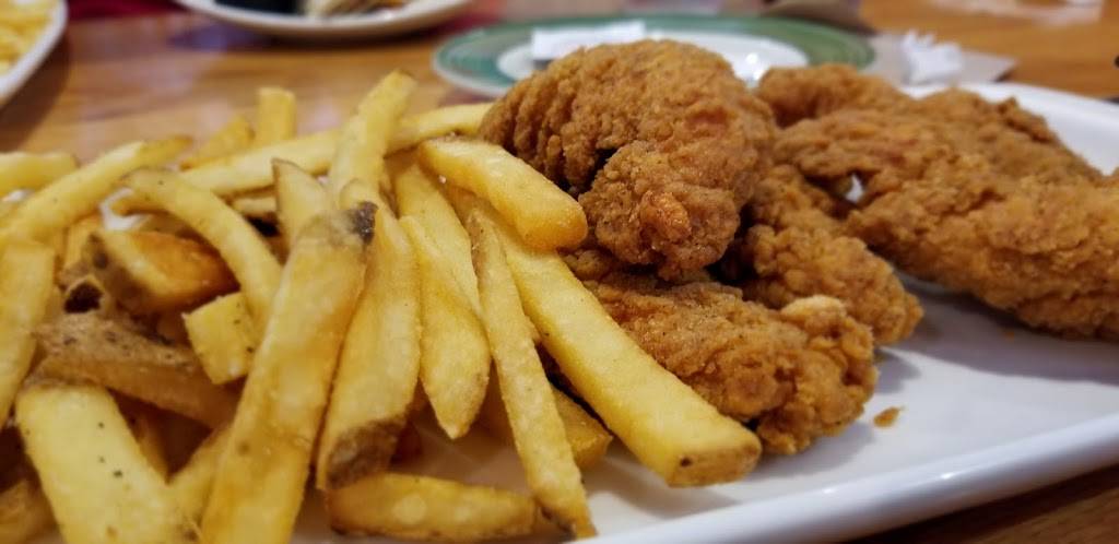 Applebees Grill + Bar | restaurant | 400 Old Franklin Turnpike Unit #204, Rocky Mount, VA 24151, USA | 5404897772 OR +1 540-489-7772