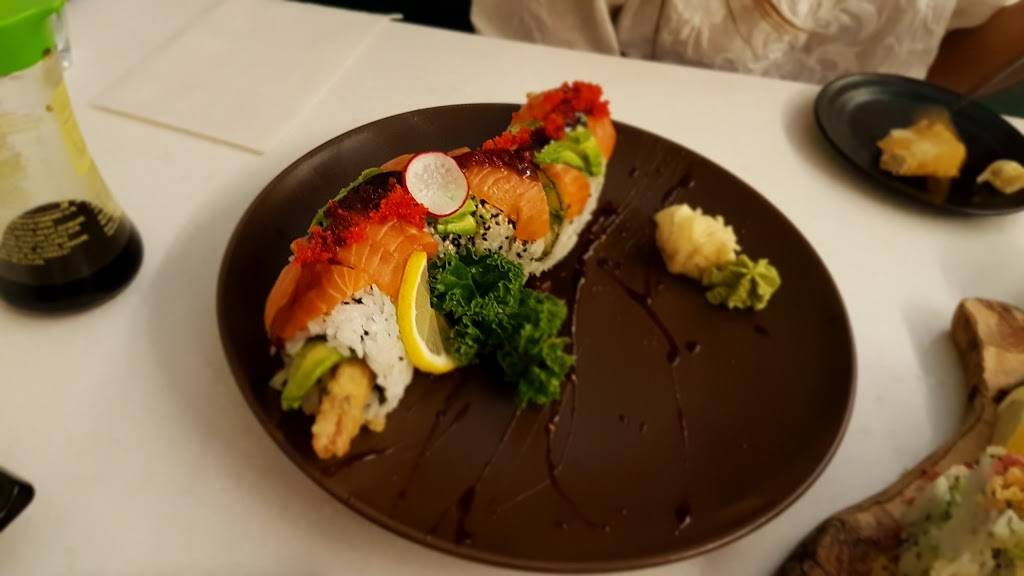 Kibo Sushi House | restaurant | 533 Parliament St, Toronto, ON M4X 1P3, Canada | 6473523788 OR +1 647-352-3788