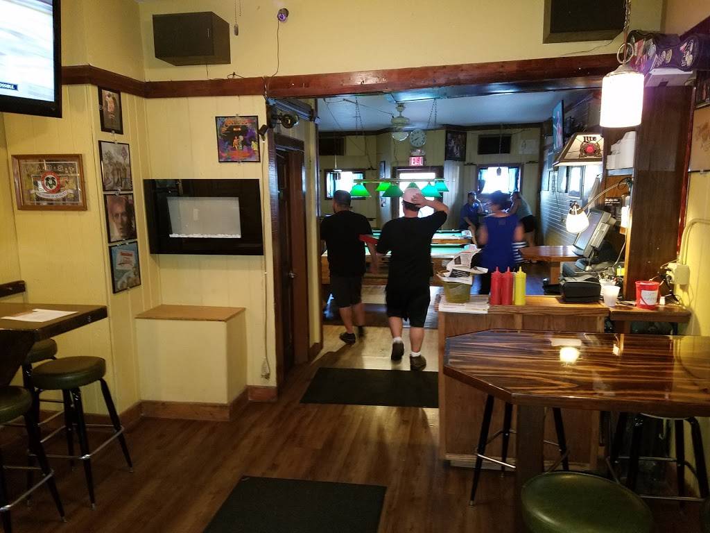 Jonny Hammers | restaurant | 6300 W Lincoln Ave, Milwaukee, WI 53219, USA | 4144300282 OR +1 414-430-0282