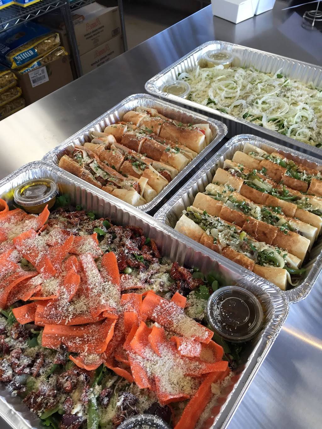 Guichos Eatery | restaurant | 440 Camino De Estrella, San Clemente, CA 92672, USA | 9492481910 OR +1 949-248-1910