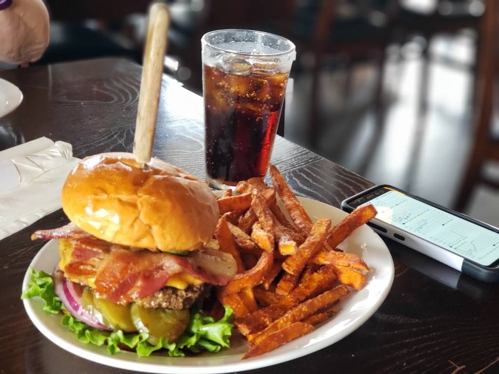 Bruski Burgers and Brew | restaurant | 9844 Hibert St, San Diego, CA 92131, USA | 8585302739 OR +1 858-530-2739