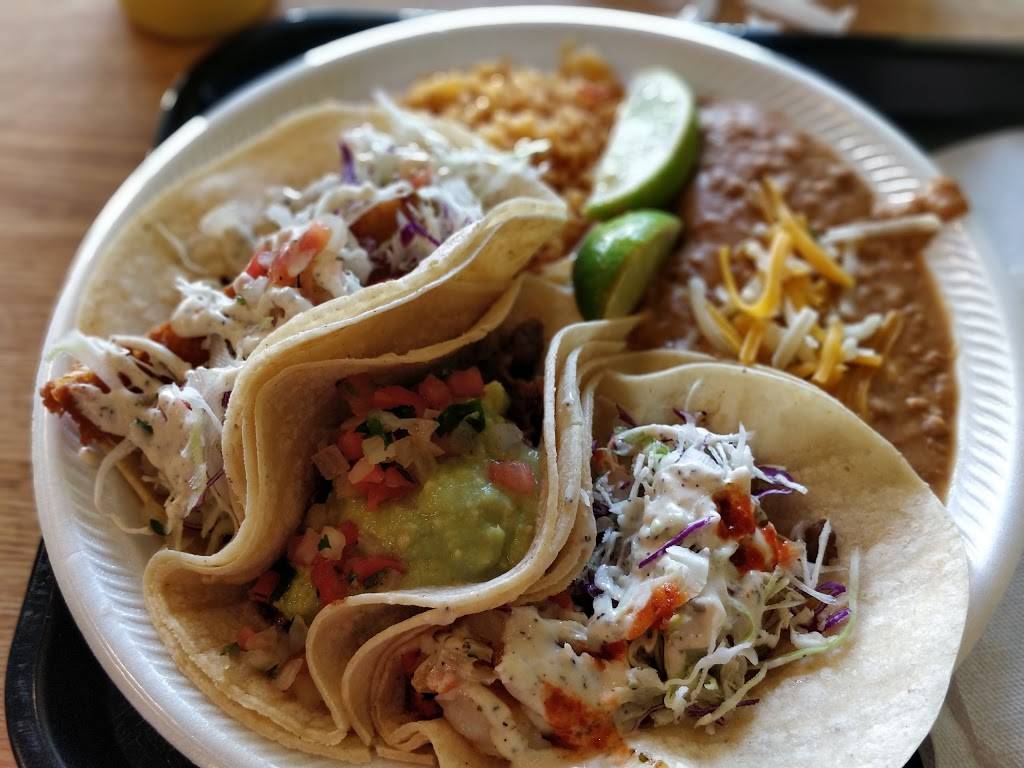 Victors Taco Shop | restaurant | 2121 Cumberland Ave #2817, Knoxville, TN 37916, USA | 8656330330 OR +1 865-633-0330